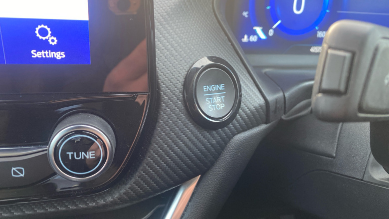 Ford Puma 1.0 EcoBoost Hybrid mHEV ST-Line X 5dr Petrol Hatchback